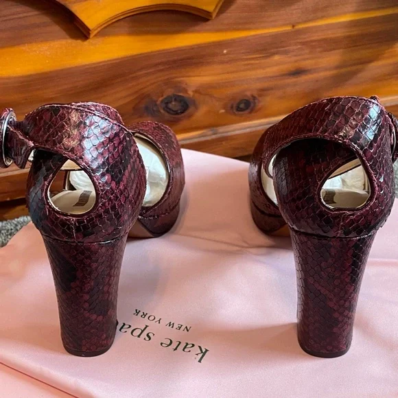 Kate Spade Perry Cherrywood Maroon Snakeskin Peep-Toe Heels 7.5